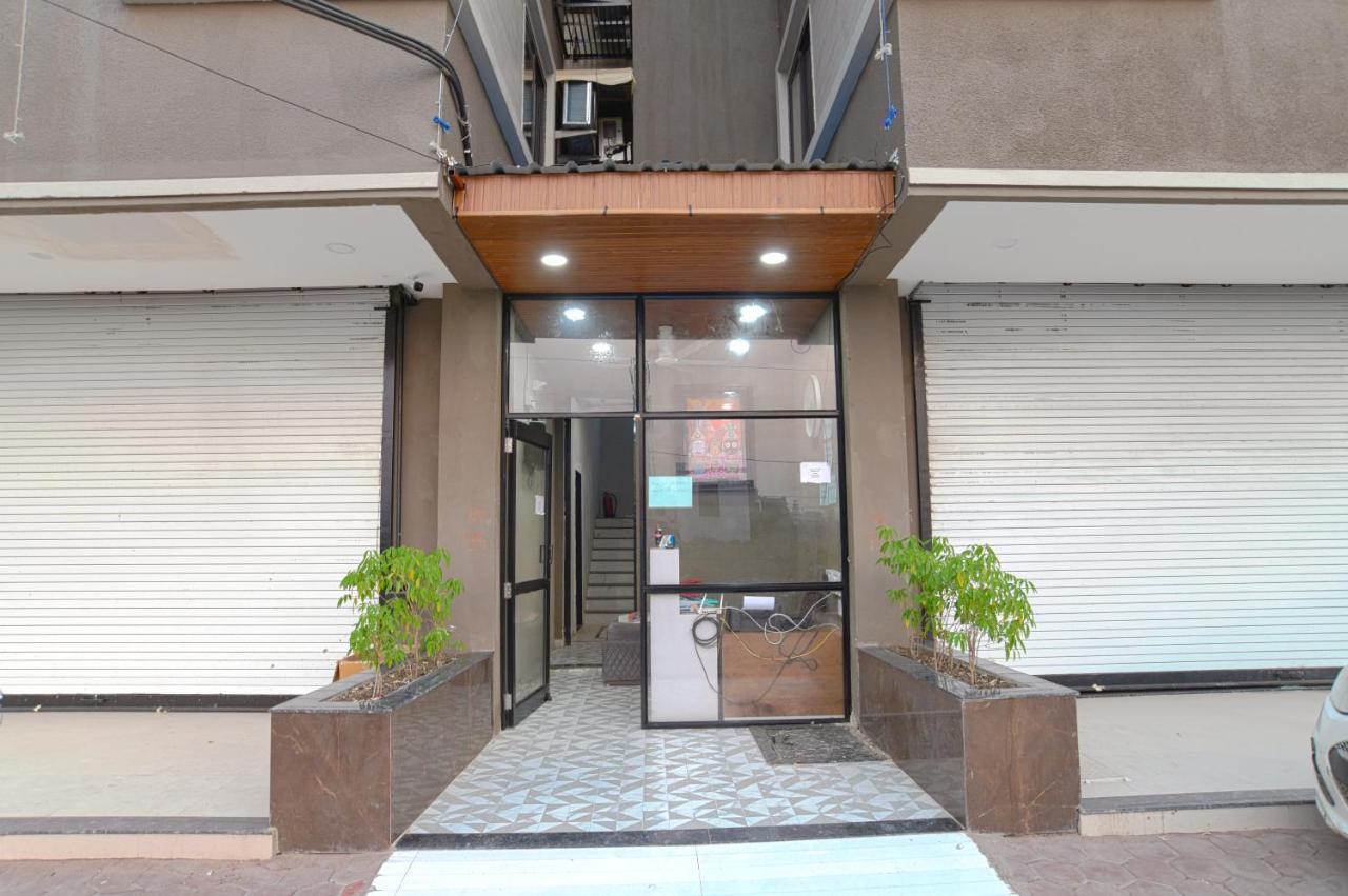 Fabhotel Dev'S Inn インドール エクステリア 写真